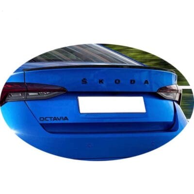 Yeni Octavia Hybrid Spoiler PianoBlack